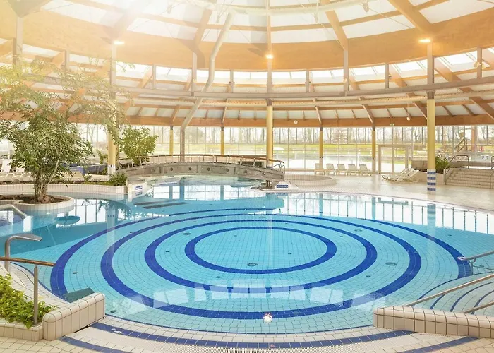 mit Meerblick und Balkon, gratis Nutzung vom AHOI Erlebnisbad und Sauna in Sellin - Meeresblick FeWo 66 * Goehren (Ruegen)