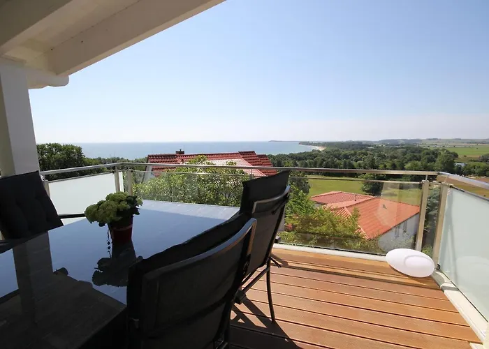 Apartment mit Meerblick und Balkon, gratis Nutzung vom AHOI Erlebnisbad und Sauna in Sellin - Meeresblick FeWo 66